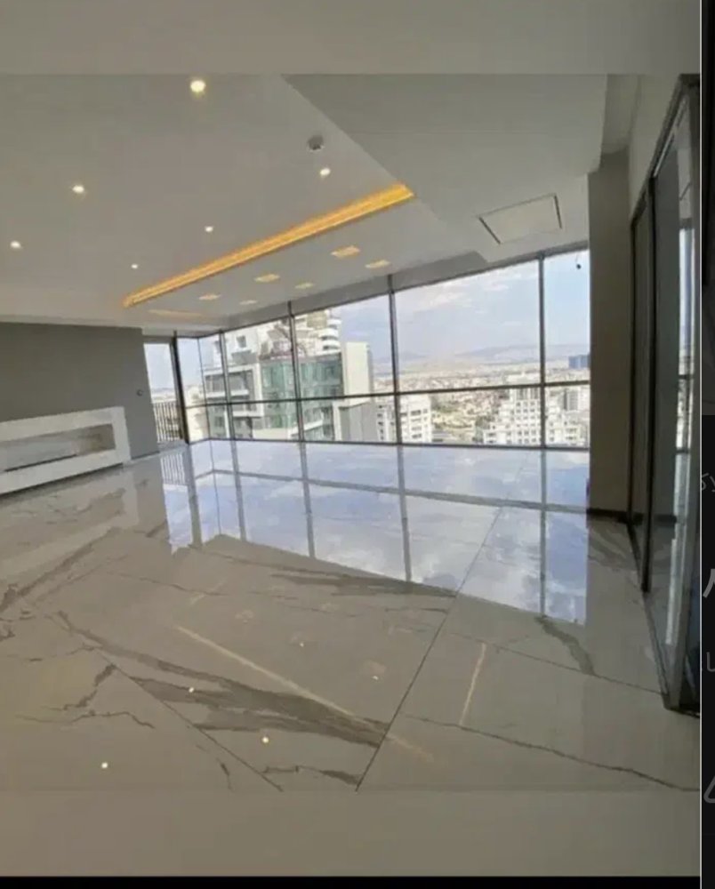 ۱۸۵مـتر/گـل طبقـات/چـفت وکیل آباد